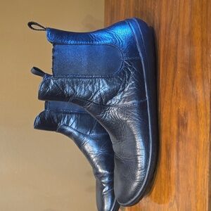 Vivobarefoot Geo Buffalo Hide Chelsea boot 39